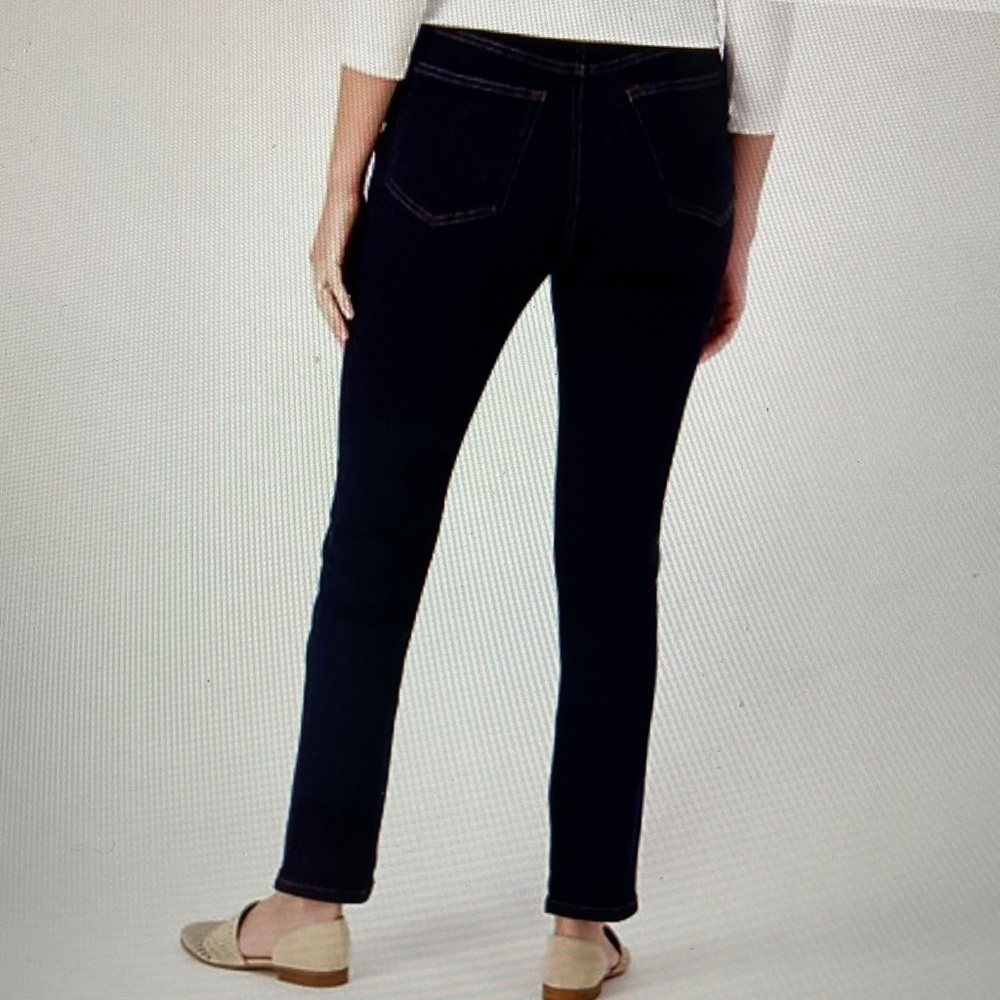 Denim & Co. Canyon Retreat Easy Stretch Pull On Slim Straight Leg Denim Jean 6